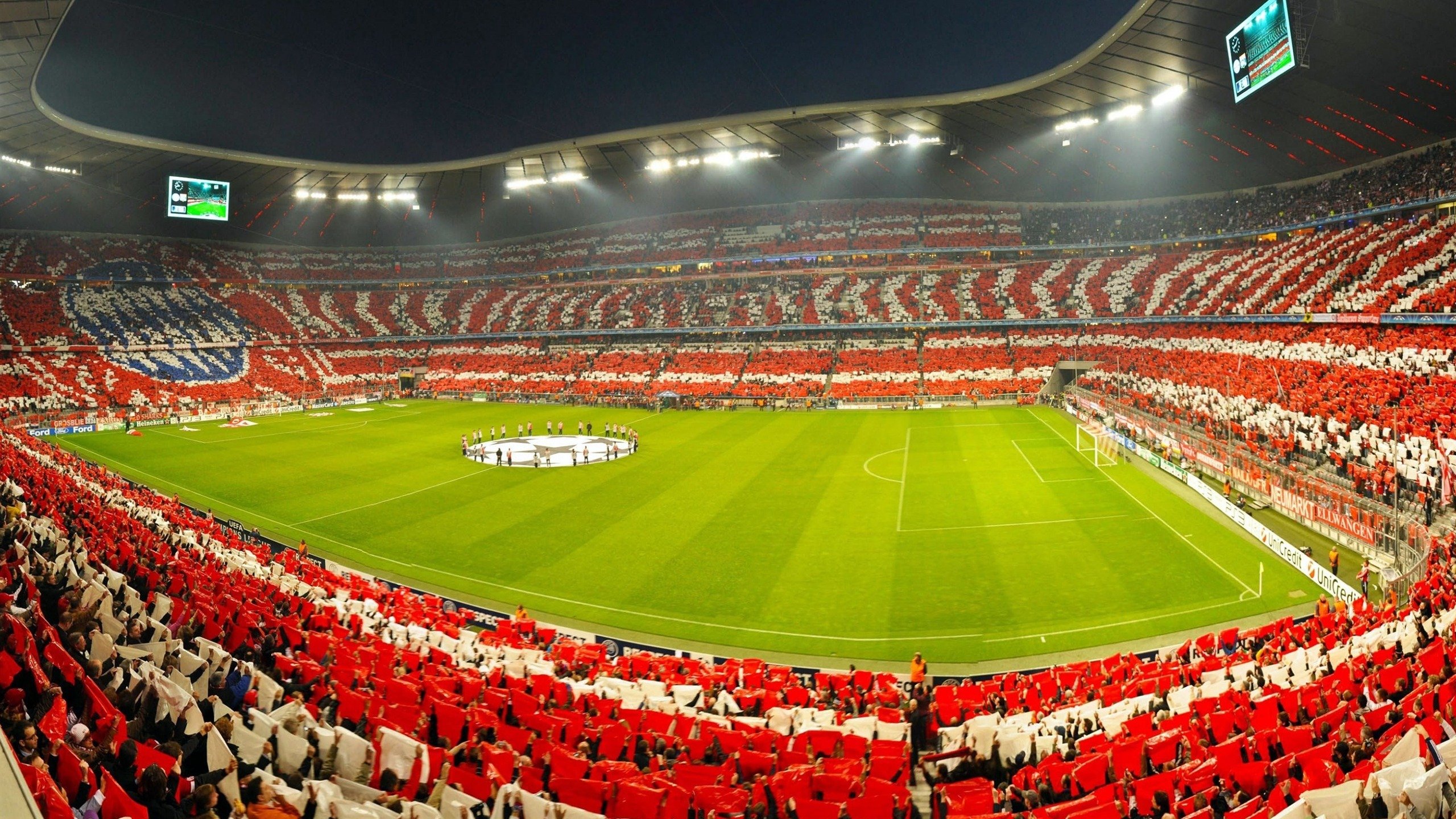 特色足球文化节在多地盛大举行，彰显时代精神，足球特色学校文化手抄报